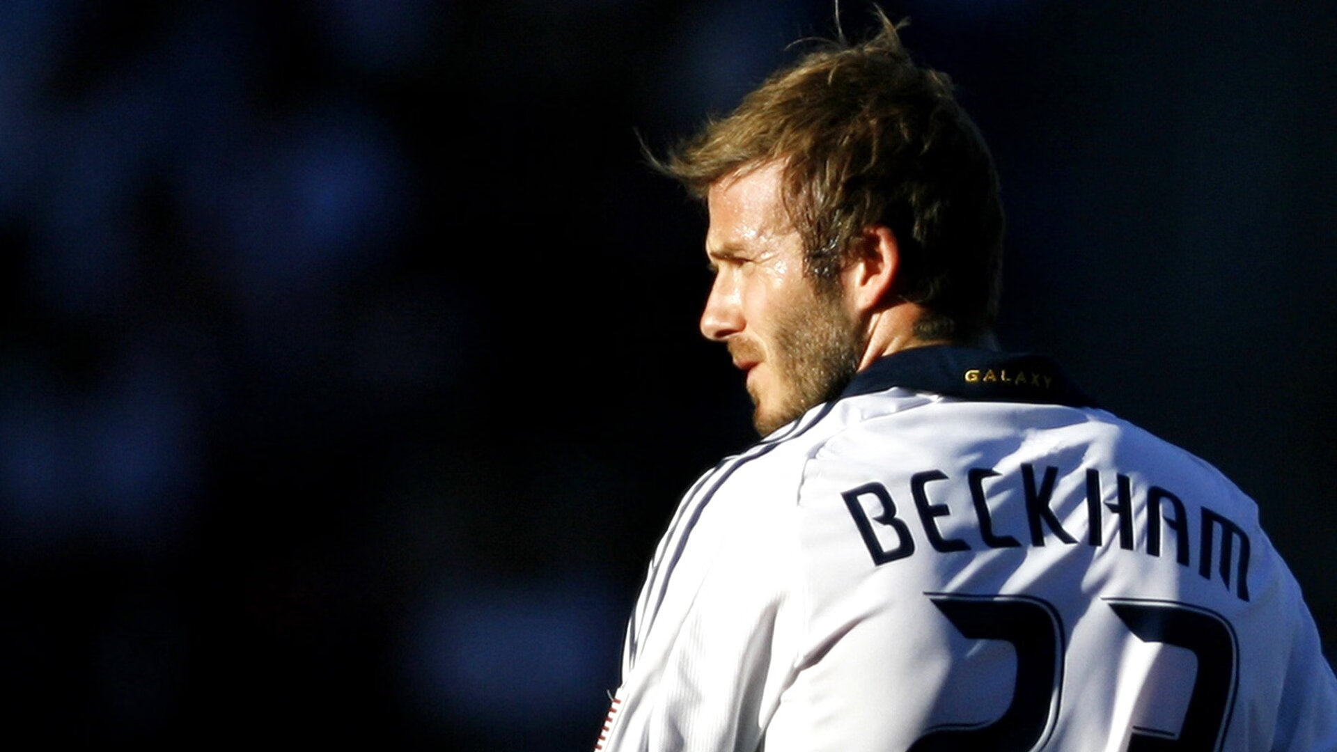 “TheShy赛事官方发布回归赛场新规，雄鹿争议不断！”