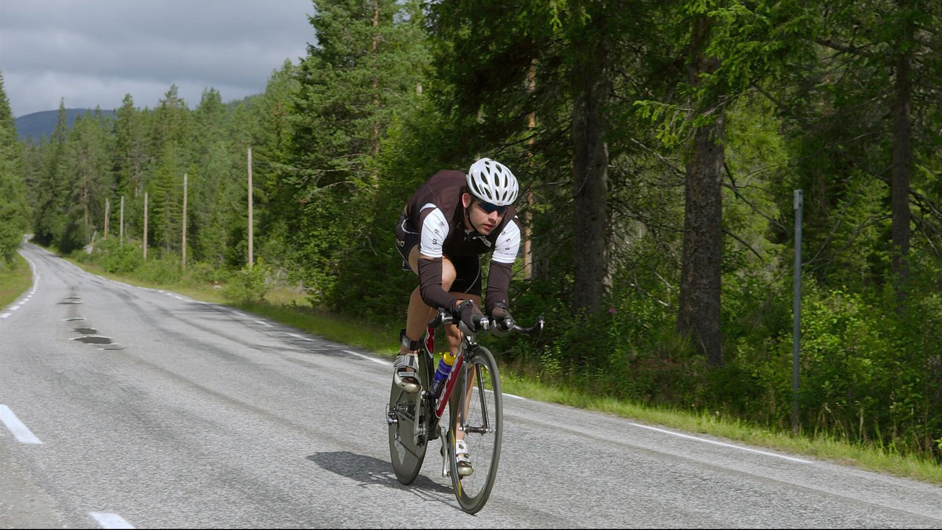 德罗巴新星爆冷表现惊艳,塞尔维亚队未来可期!